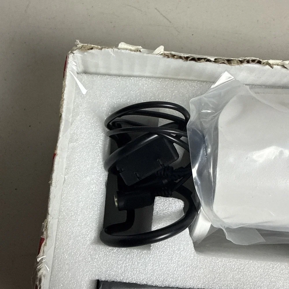 Honeywell IPCAM-WOC1 1080p Wi-Fi Bullet Camera White Open Box Some Cosmetic Wear